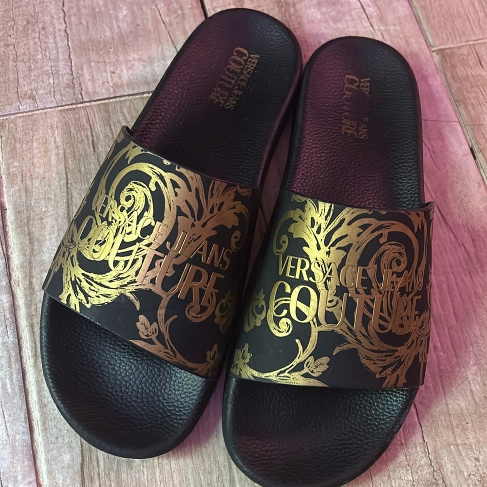 Size 11.5 Versace Couture Slides
